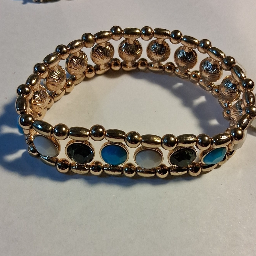 Laila ROWE Gold BLUE WHITE & SMOKE STONES Beaded Bracelet ON ELASTIC STRING